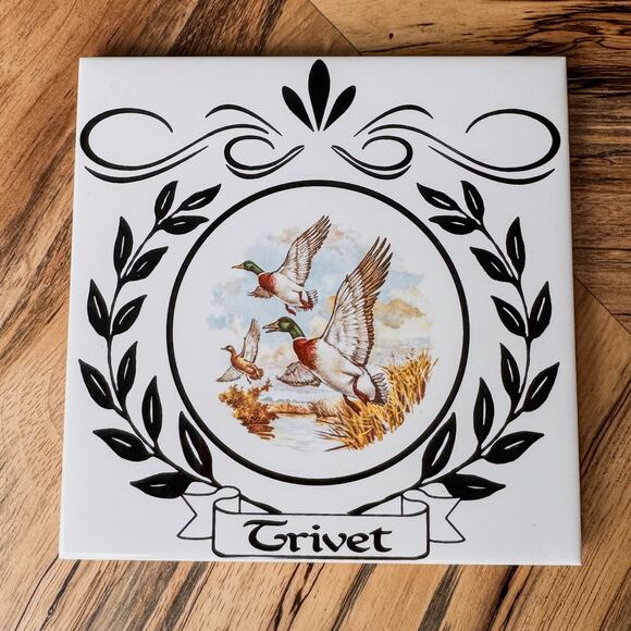 1960’s Vintage Kiln Fired TileCraft Trivet, Gorgeous  Flying Ducks, 6” - Picture 1 of 5